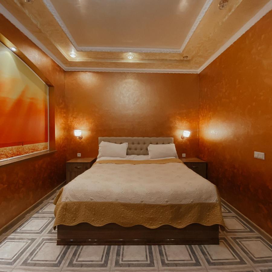 Galeon Hotel Bishkek Exteriör bild