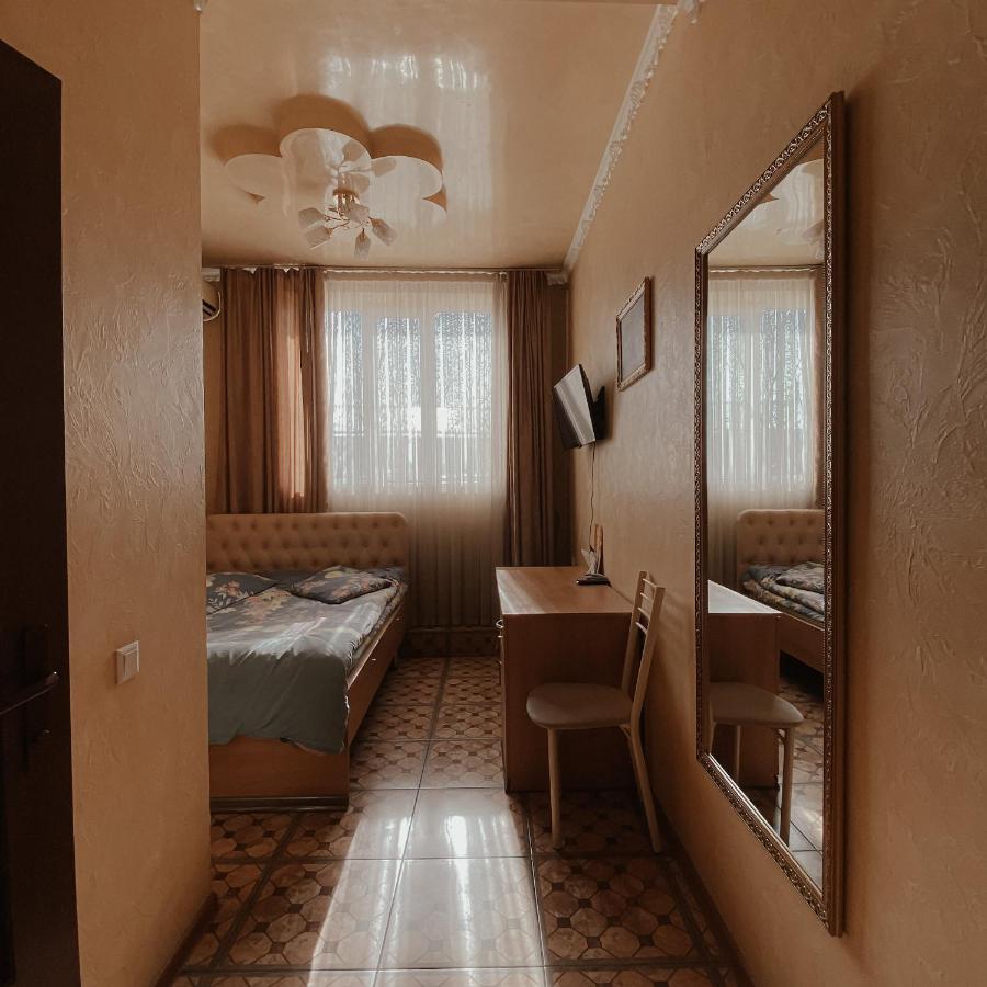 Galeon Hotel Bishkek Exteriör bild