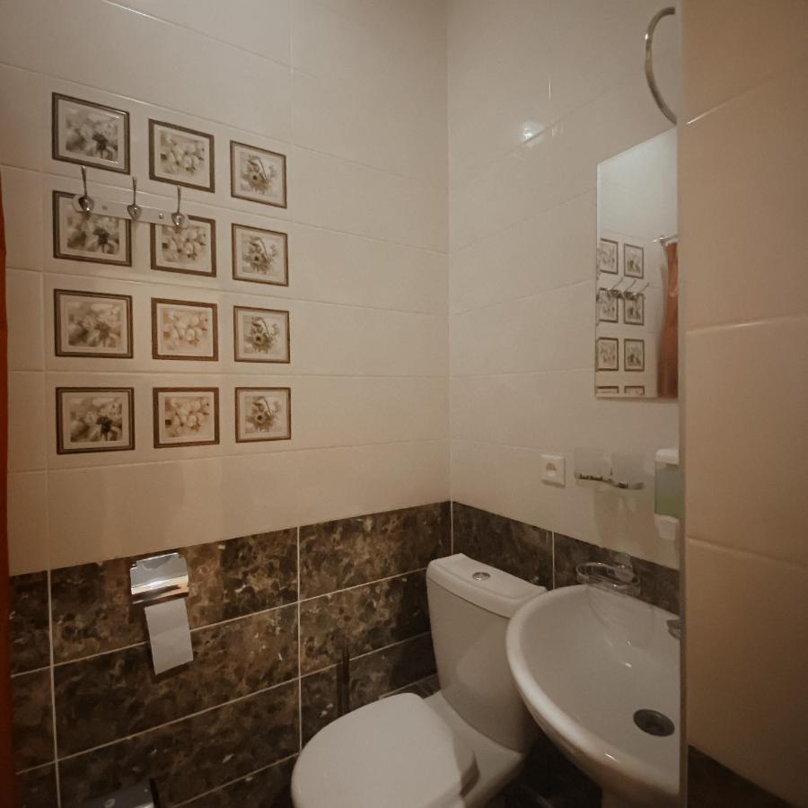 Galeon Hotel Bishkek Exteriör bild